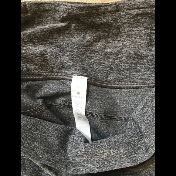 Lululemon Tied To It 7/8 Tight 25" - Picture 7 of 8